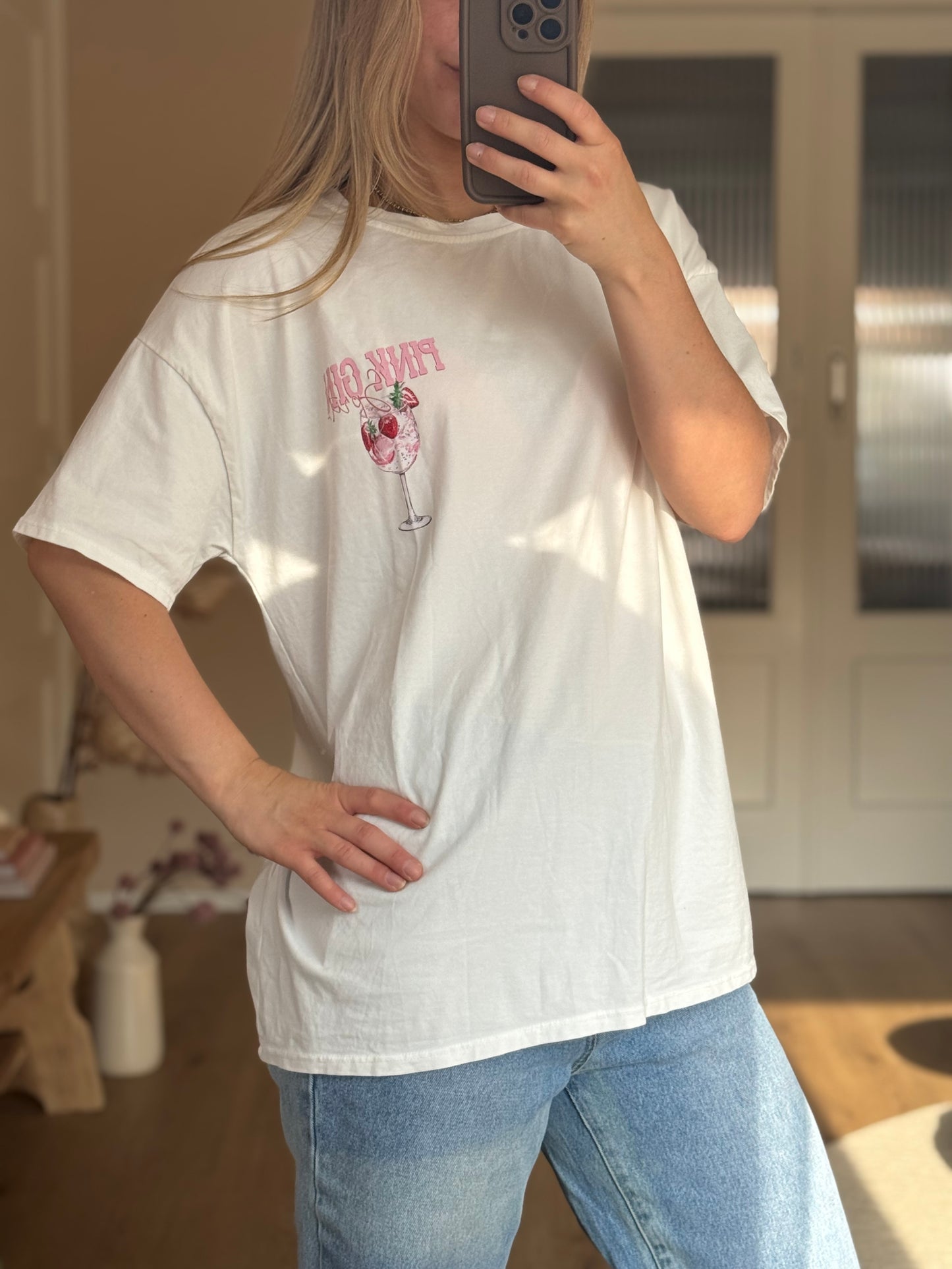 Pink Gin - White